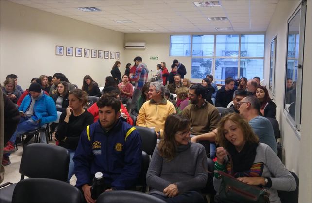 Los vecinos autoconvocados de Sastre se organizaron para reclamar ante las autoridades locales y no fueron escuchados. Desde el concejo les recomendaron acudir a la Justicia.